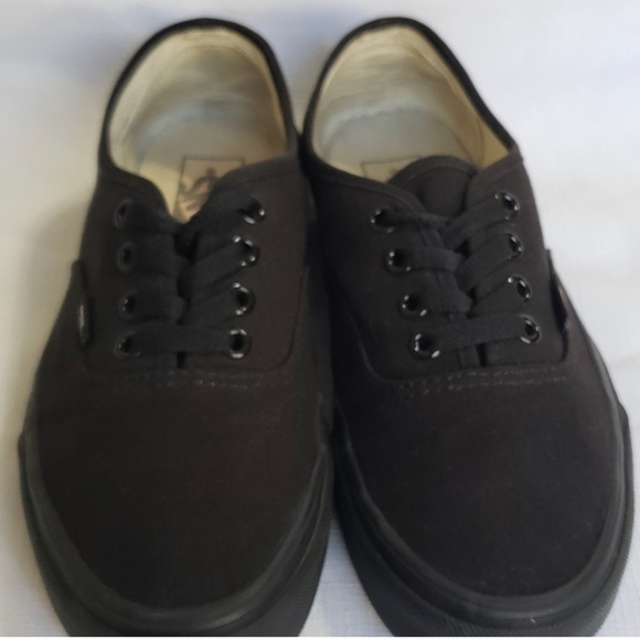 Vans - Picture 4 of 5